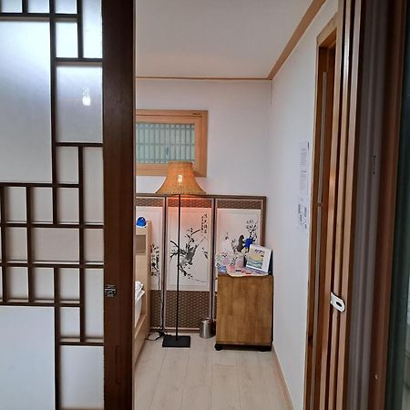 Hanok Guesthouse Nuha Seoul Exterior photo