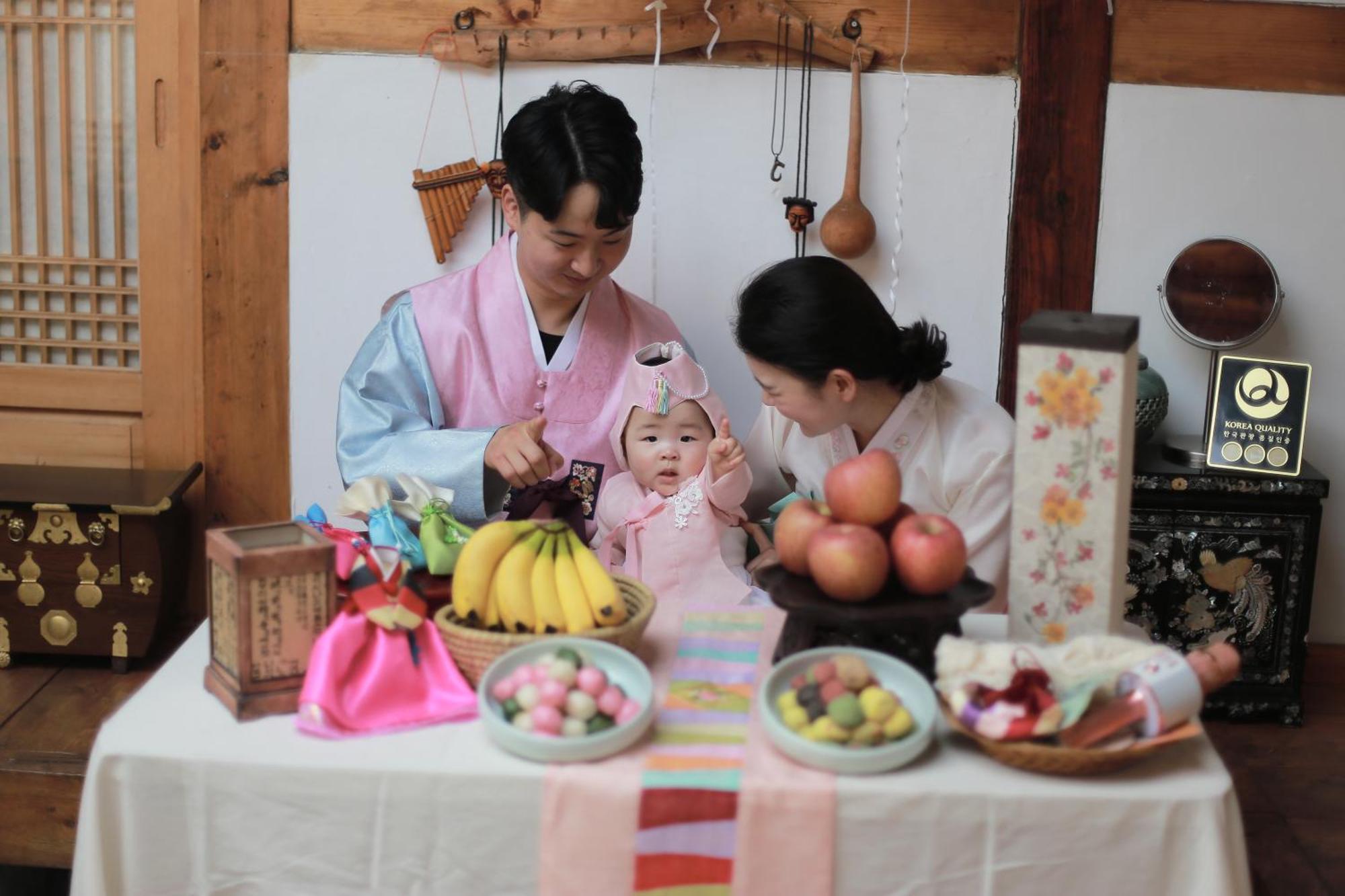 Hanok Guesthouse Nuha Seoul Exterior photo